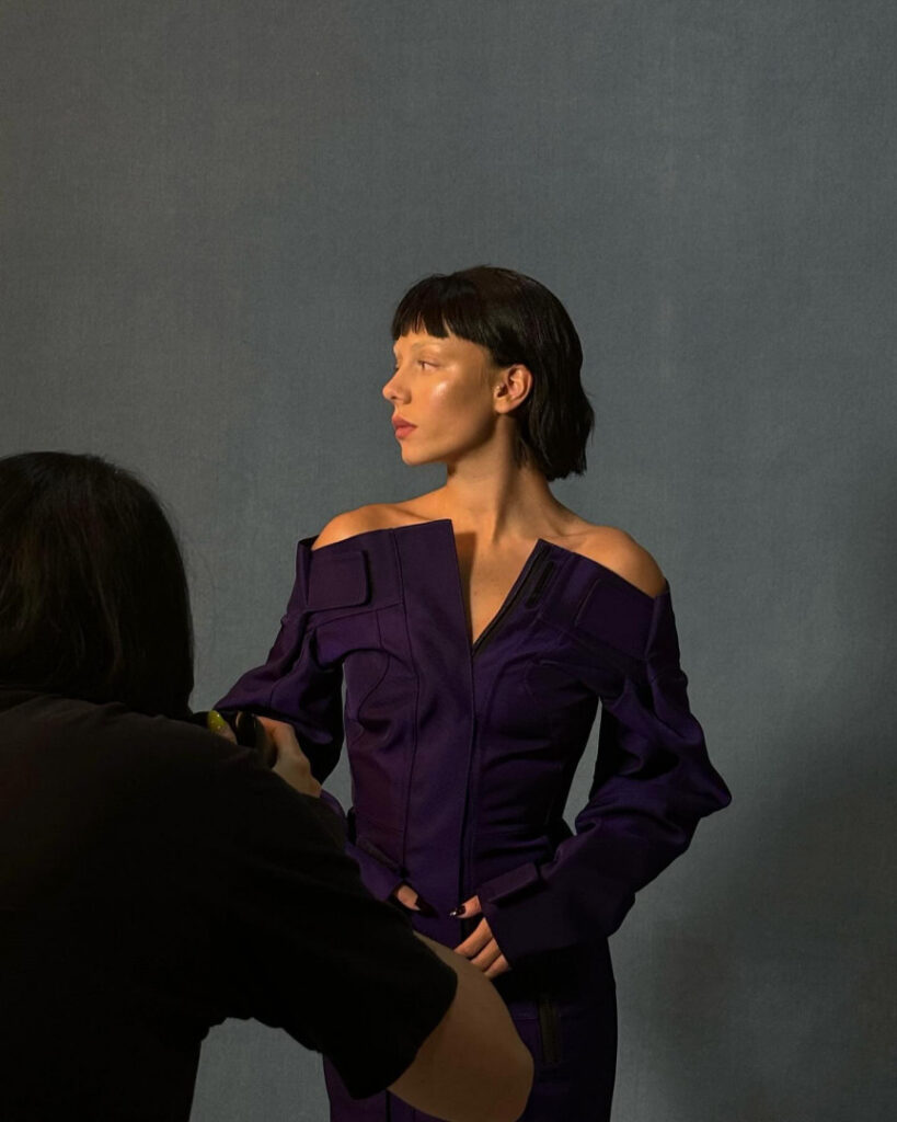 Celeb – Ester Exposito – Nude