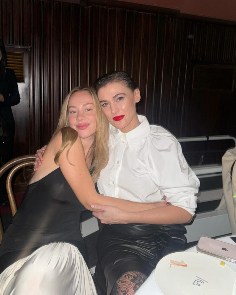 Celeb – Ester Exposito – Nude