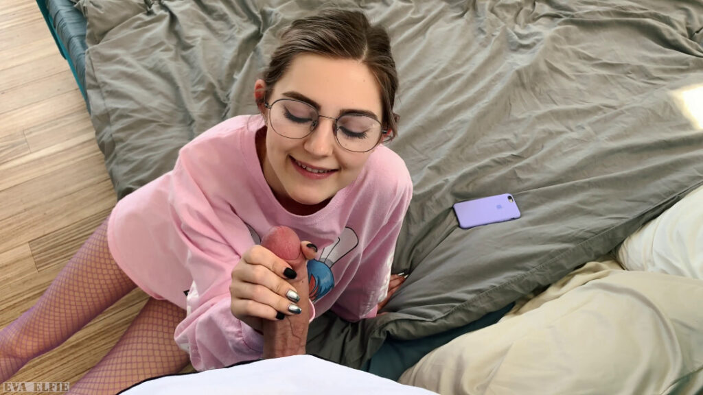 XXX – Petite – Eva Elfie – Nude