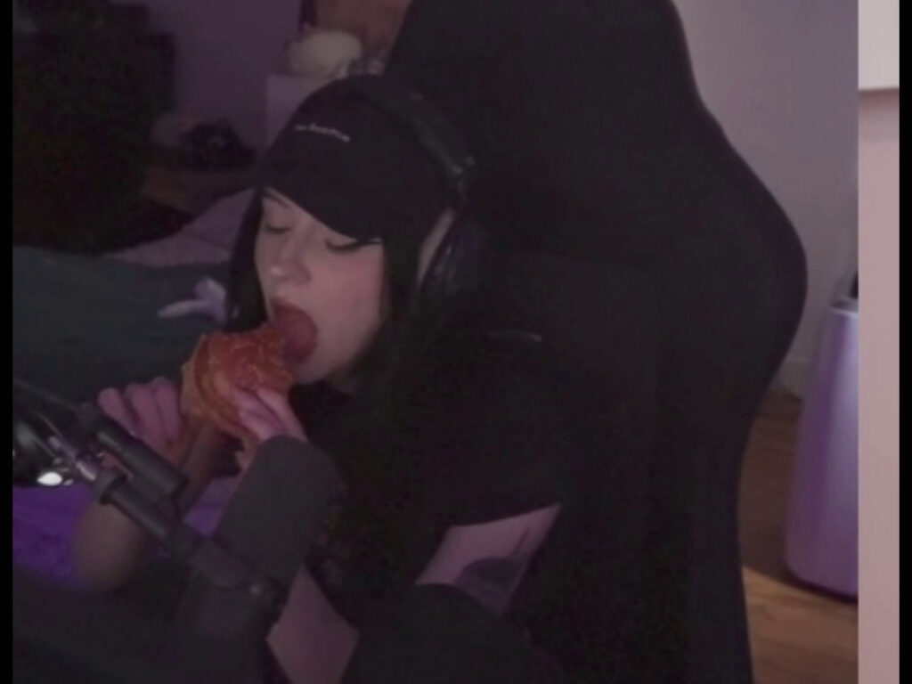 Twitch – Evalunna/EvalunnaTV – Nude Leaks