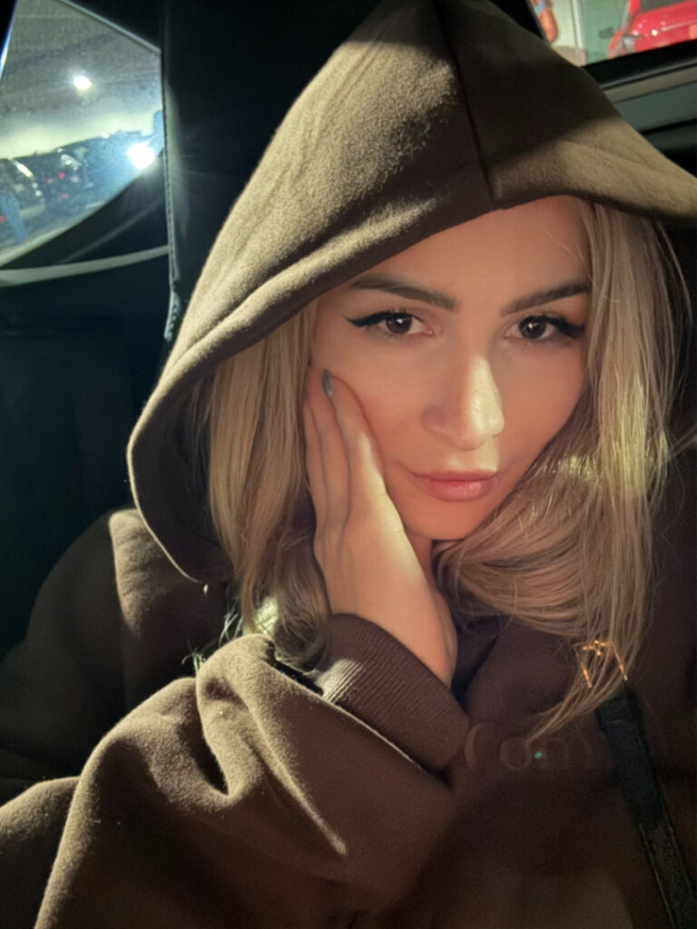 Twitch – OnlyFans – Fandy – Nude