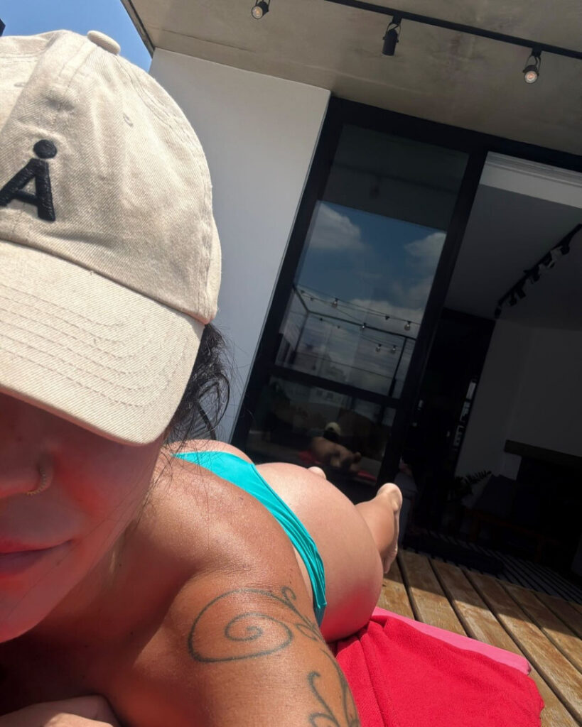 Brazil – Youtube – Fernanda Catania (Foquinha) – Nude Leaks