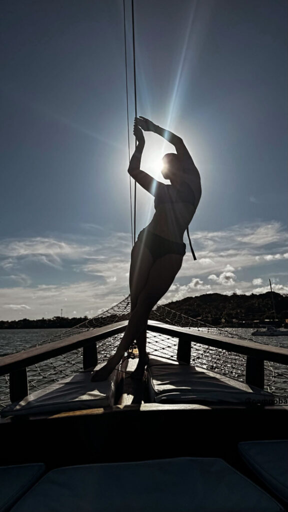 Brazil – Celeb – Fernanda Vasconcellos – Nude Leaks