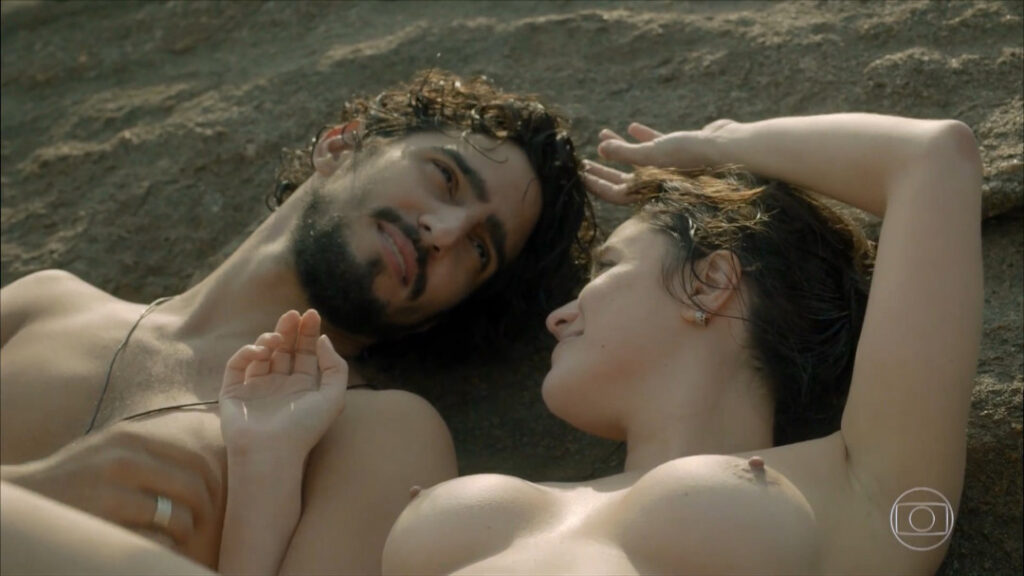 Brazil – Celeb – Fernanda Vasconcellos – Nude Leaks