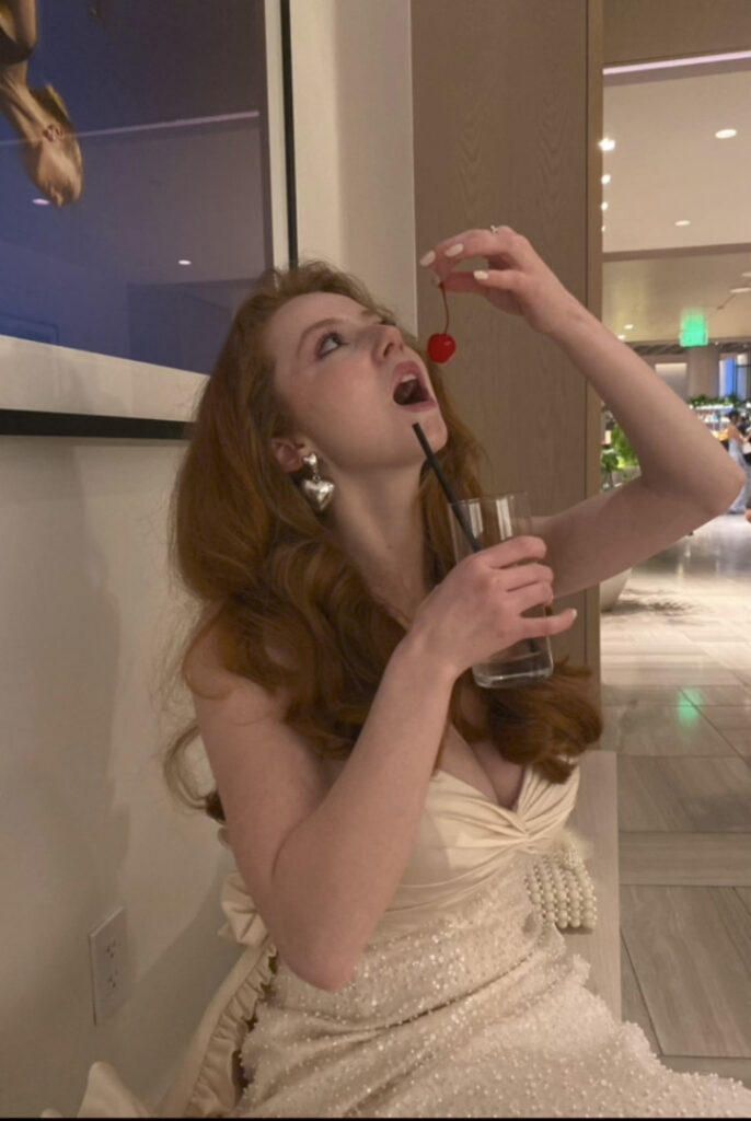 Celeb – Teen – Francesca Capaldi (18) – Nude