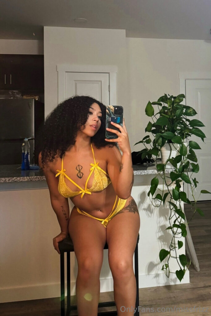 OnlyFans – Ebony – Frizzylifts – Nude