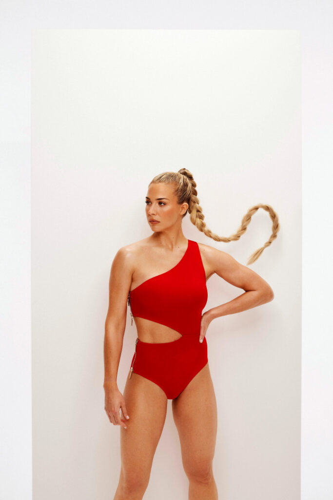 Celeb – Gemma Atkinson – Nude