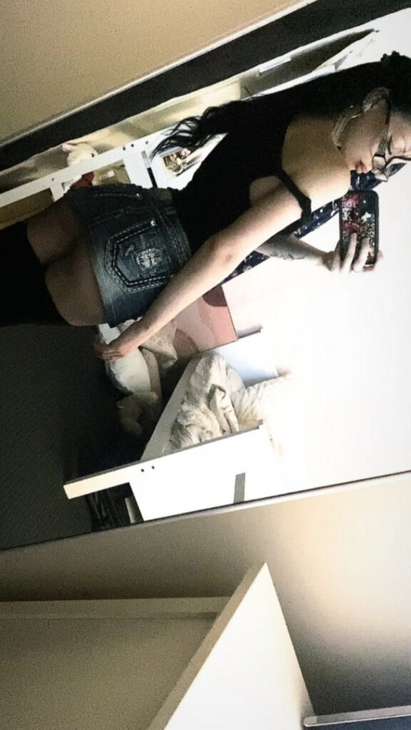 Instagram – Georgia_Brooksss – Nude