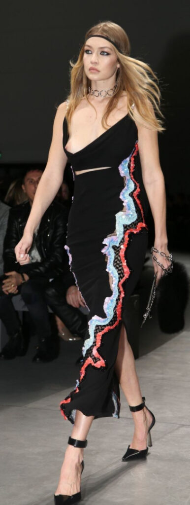 Celeb – Gigi Hadid – Nude