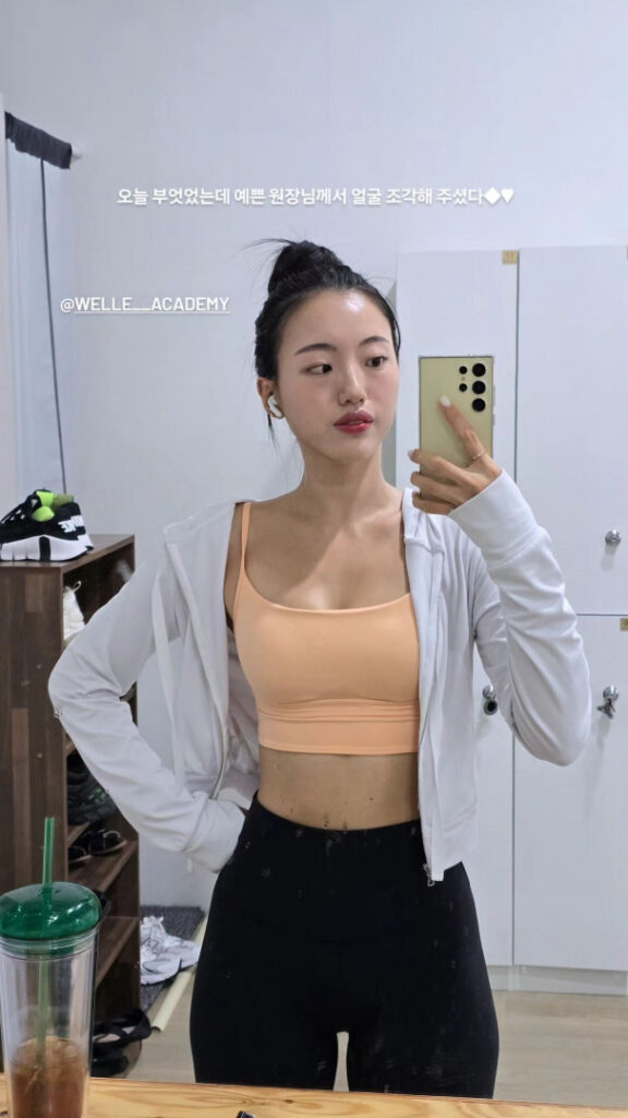 TikTok – Instagram – Asian – Gina_jang / gina.jang / ginajang – Nude Leaks