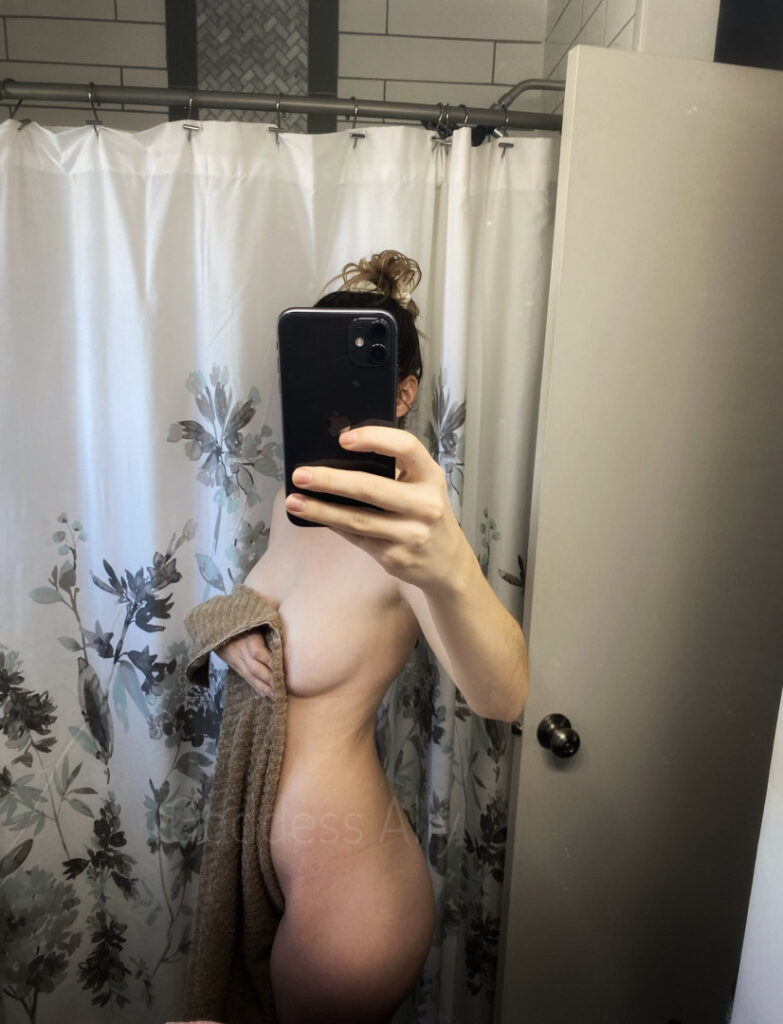 OnlyFans – Feet – Goddess Ally Etana / goddessxoally / maplexcookiez / allyxowright – Nude Leaks