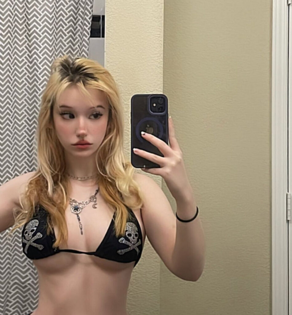 TikTok – T H I C C – gonkgonk666 / skizzy666 – Nude