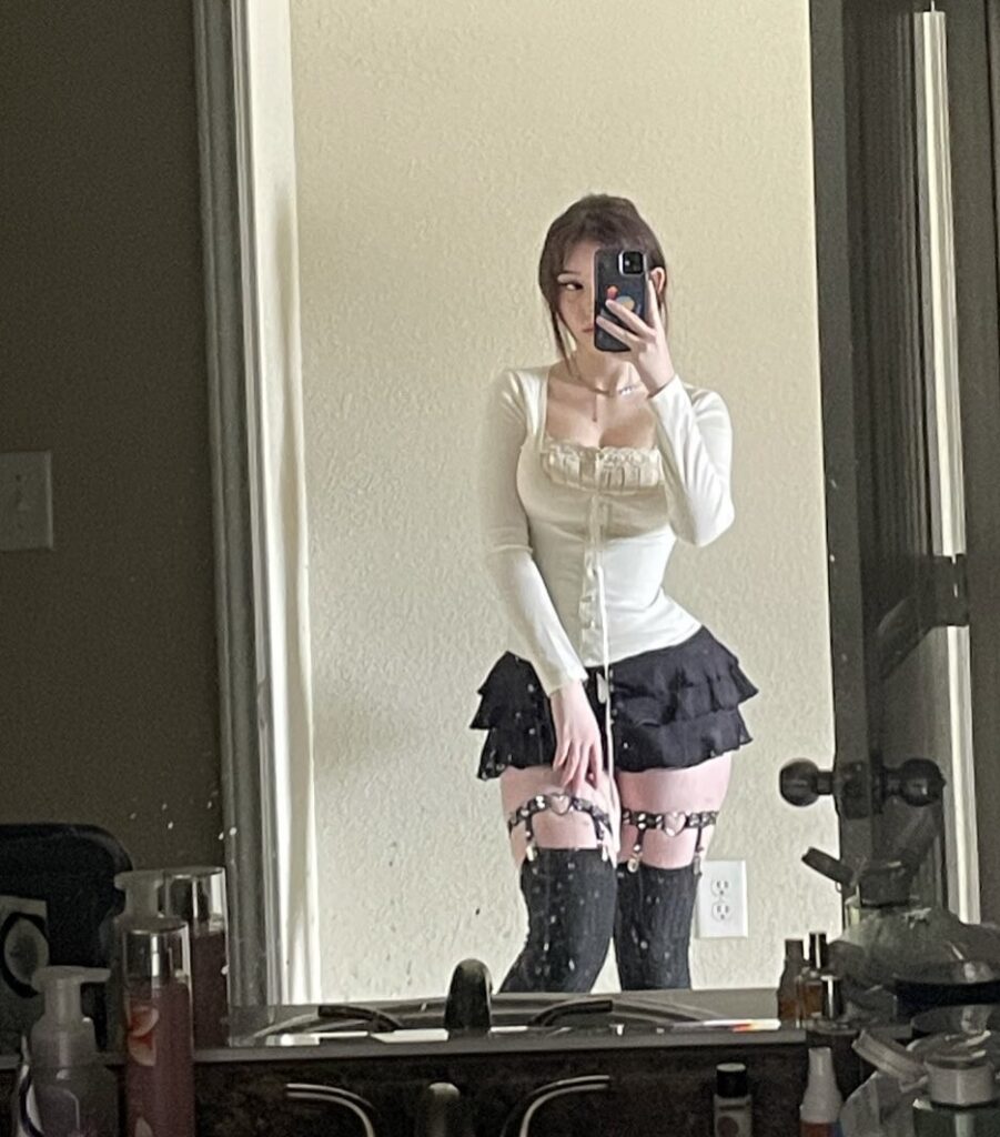 TikTok – T H I C C – gonkgonk666 / skizzy666 – Nude