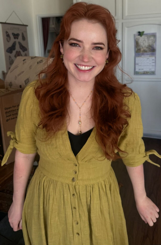 ASMR – Goodnight Moon/Fresh Blush ASMR/Erin Timony – Nude