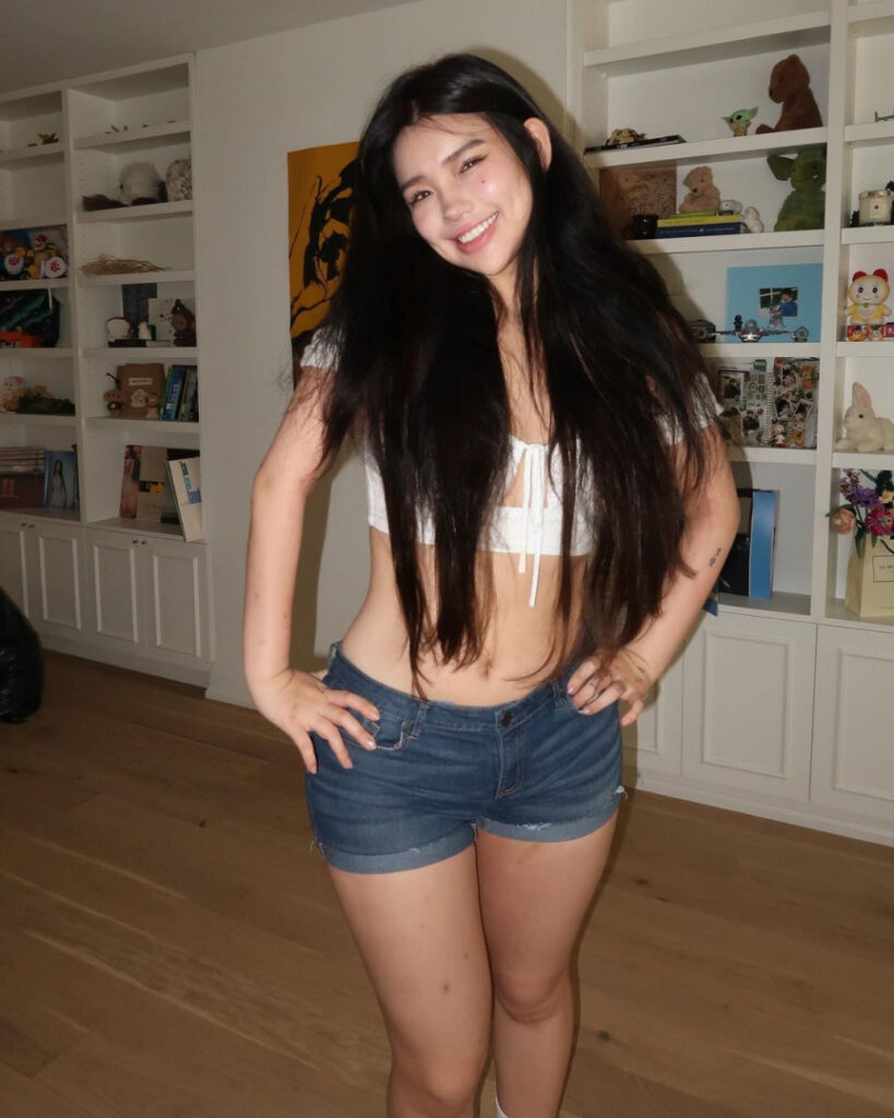 TikTok – Instagram – Hannahkae27 – Nude