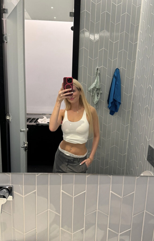 OnlyFans – Reddit – Hannahsiegel2 / bananahannahhh – Nude