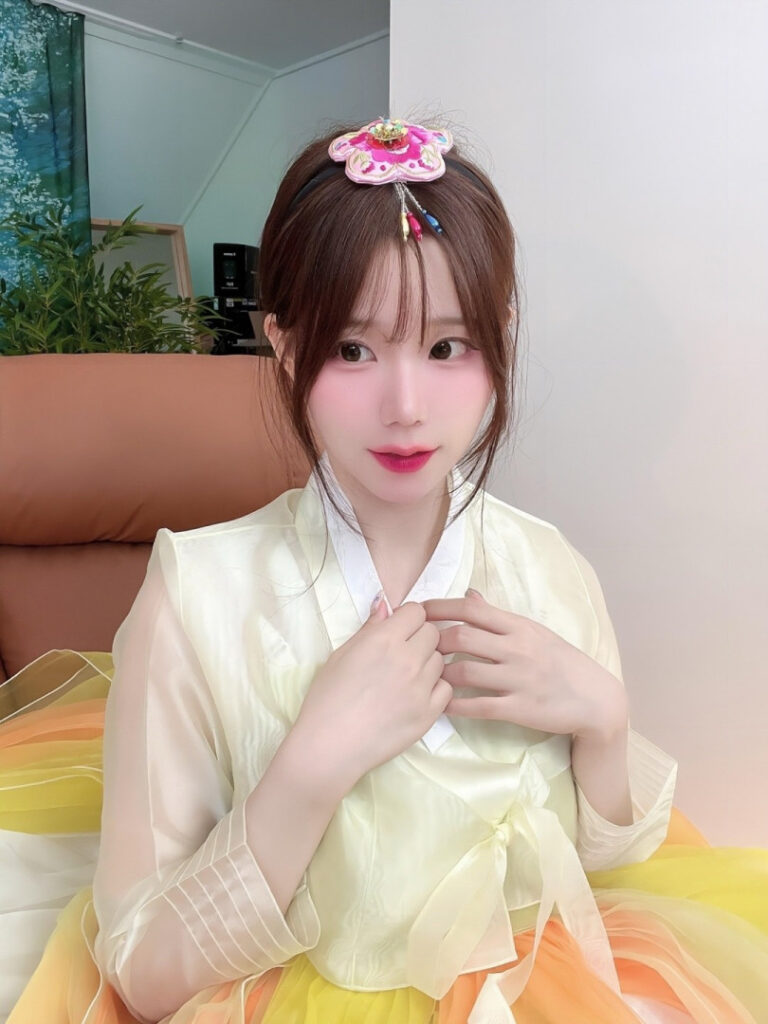 Twitch – afreecaᵀⱽ – Asian – Korean – haumpah / 하음파 – Nude