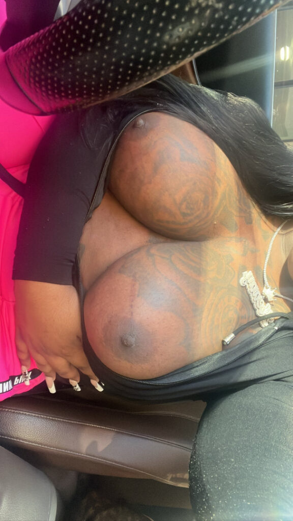 Trans – OnlyFans – T H I C C – Ebony – Hen Diorr  hennydiorrrr  Hennessy Dior  Brianna Dior – Nude Leaks