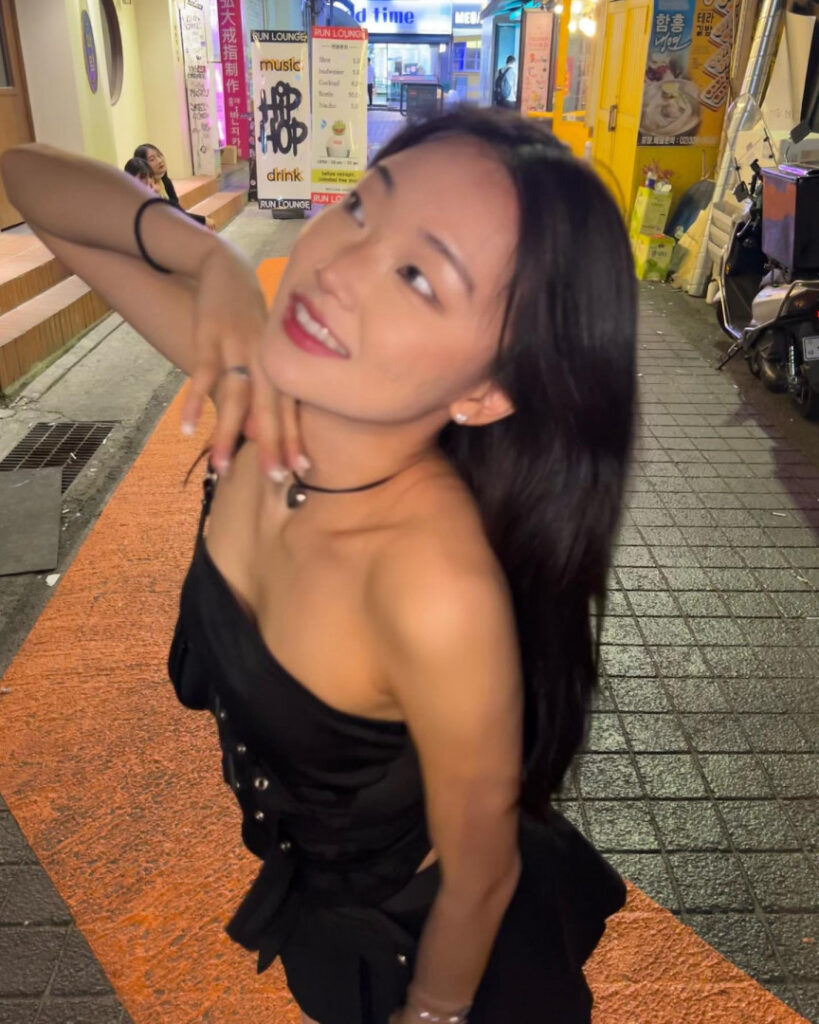 TikTok – Asian – Hena Yang – Nude