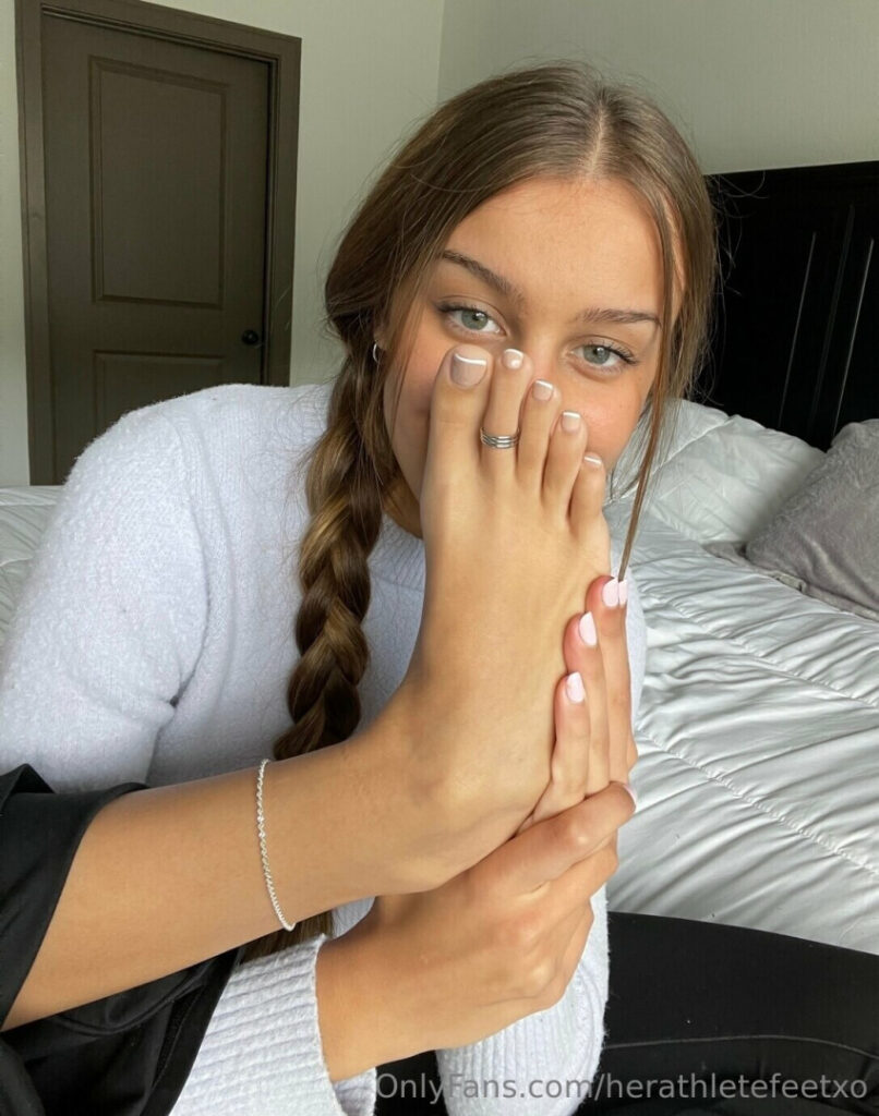 OnlyFans – Feet – HerAthleteFeet – Nude Leaks