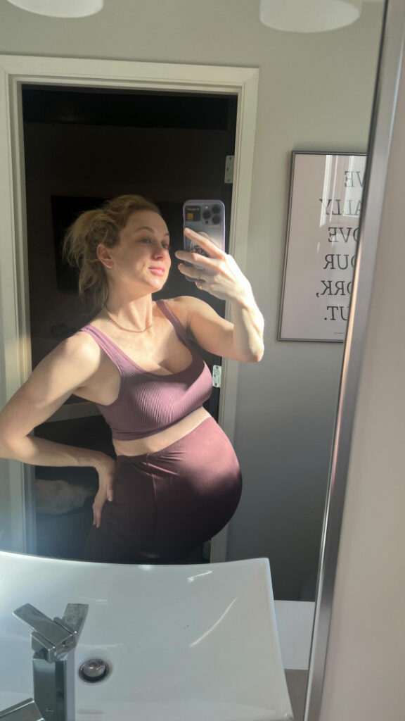 Celeb – Iliza Shlesinger – Nude