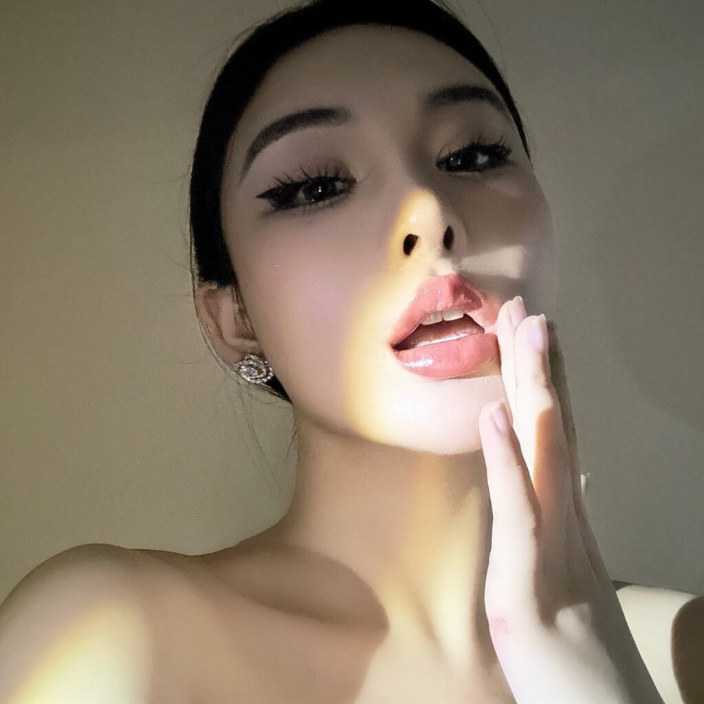 Instagram – Ivy ai.lin20_ – Nude