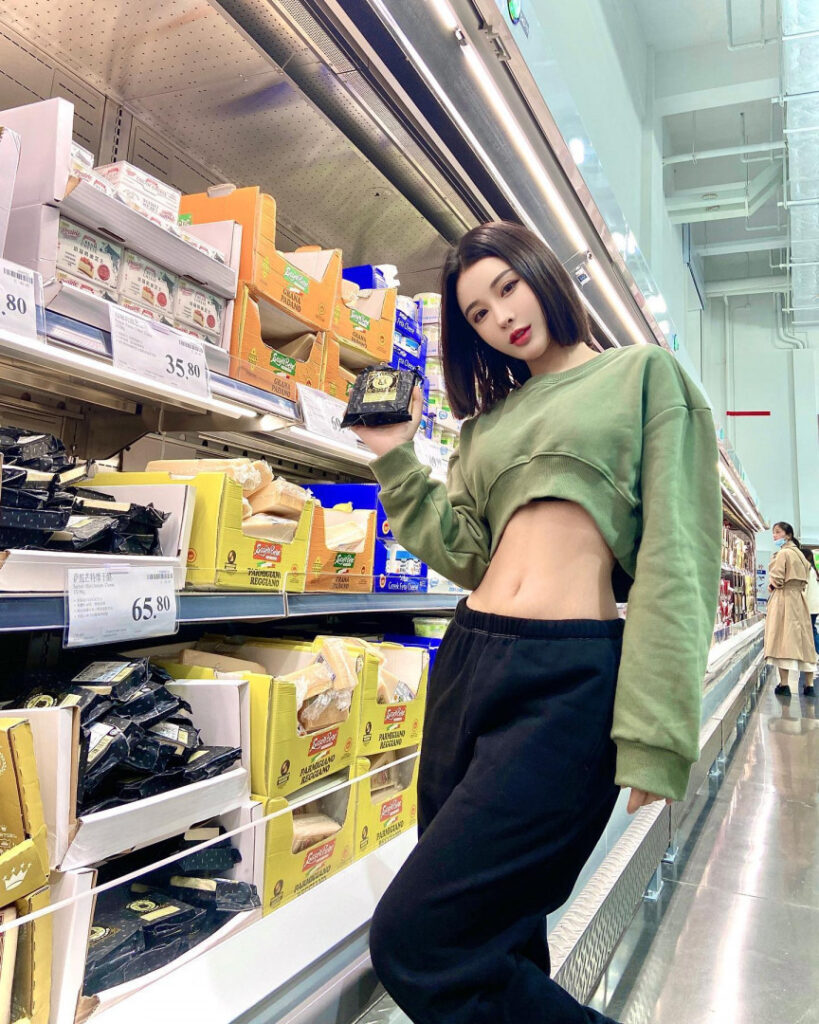 Instagram – Ivy ai.lin20_ – Nude