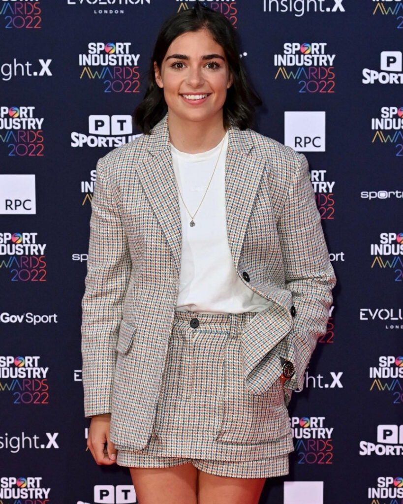 Celeb – Jamie Chadwick (Racing Driver) – Nude