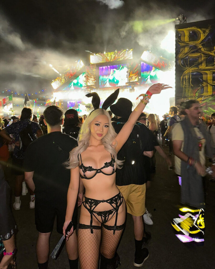 Instagram – Asian – Jess Valencia / v.ciax – Nude Leaks