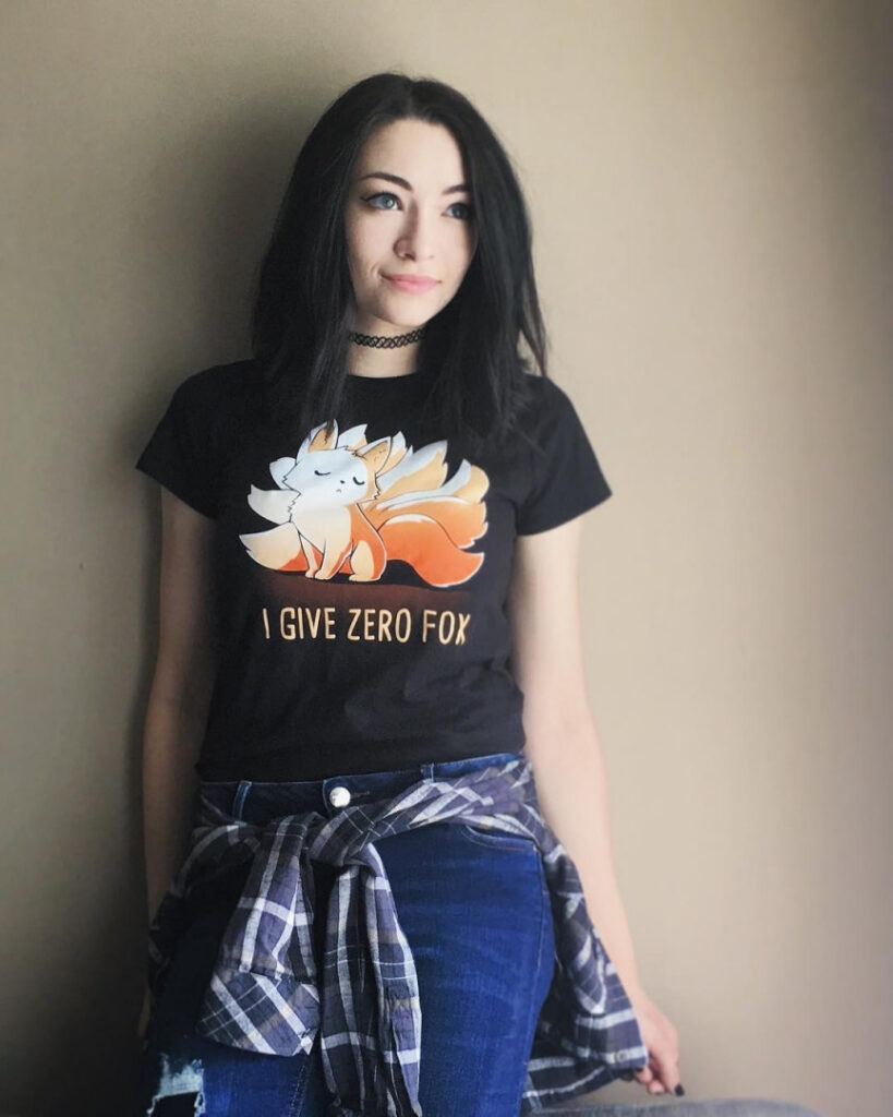 Celeb – Jodelle Ferland – Nude