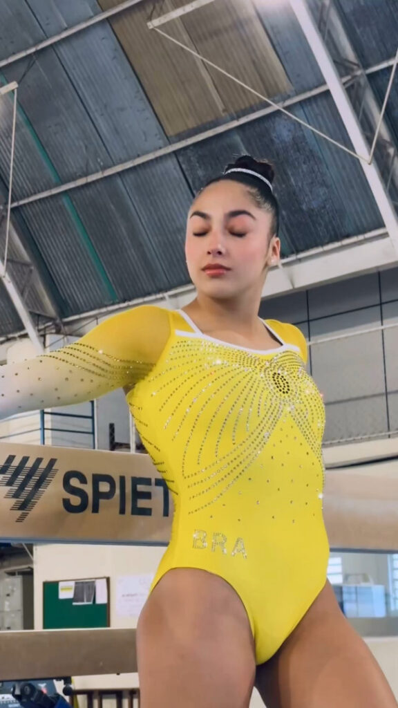 Brazil – Celeb – Julia Soares – Nude Leaks