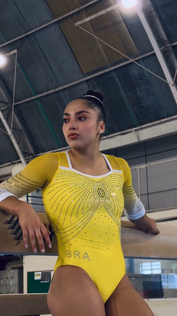 Brazil – Celeb – Julia Soares – Nude Leaks