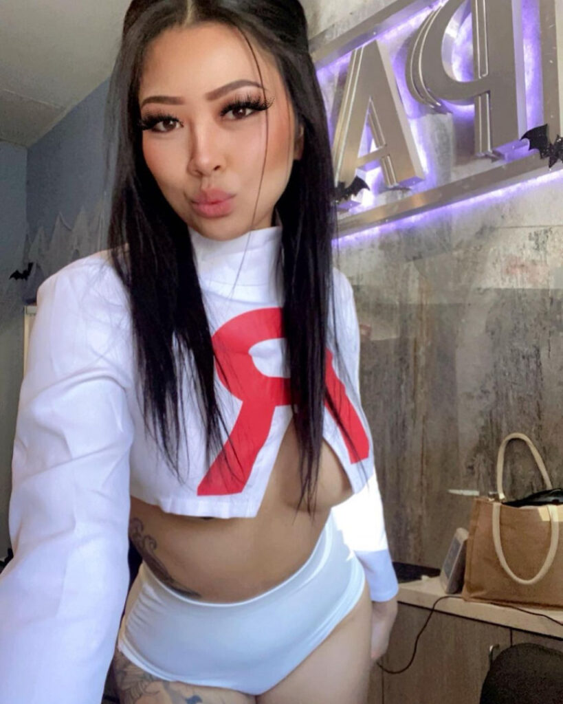 Instagram – Asian – Julie / juuulieetits – Nude Leaks