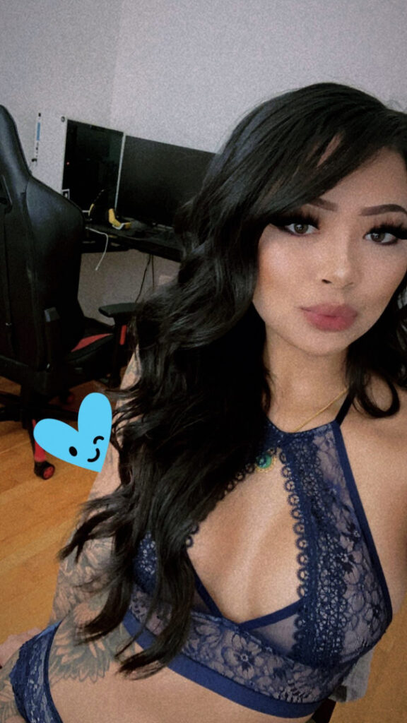 Instagram – Asian – Julie / juuulieetits – Nude Leaks