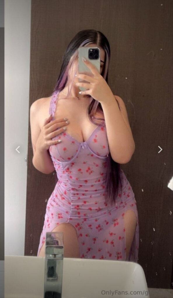 OnlyFans – TikTok – T H I C C – Julieta Allegretti – GirlofNox – Nude