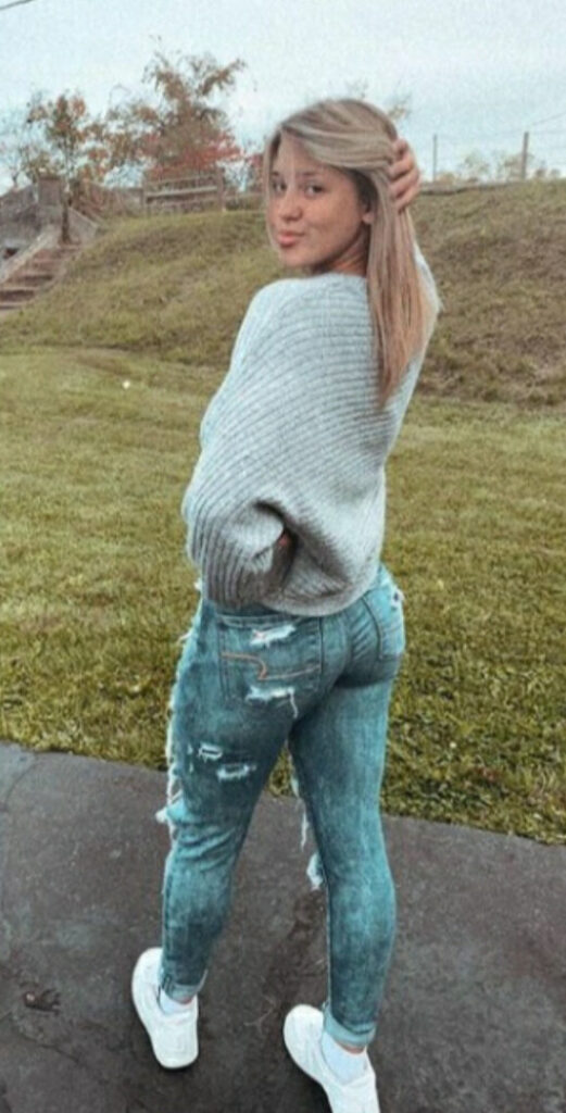 TikTok – Instagram – Kalia Hundley / kalia.hundley – Nude Leaks