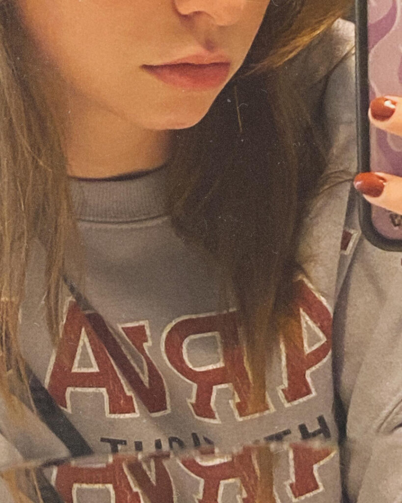 Celeb – Katelyn Nacon – Nude