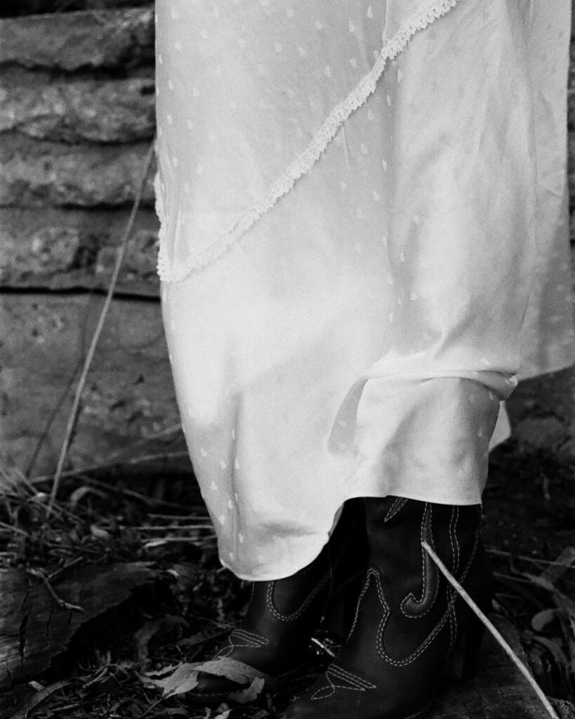 Celeb – Katelyn Nacon – Nude