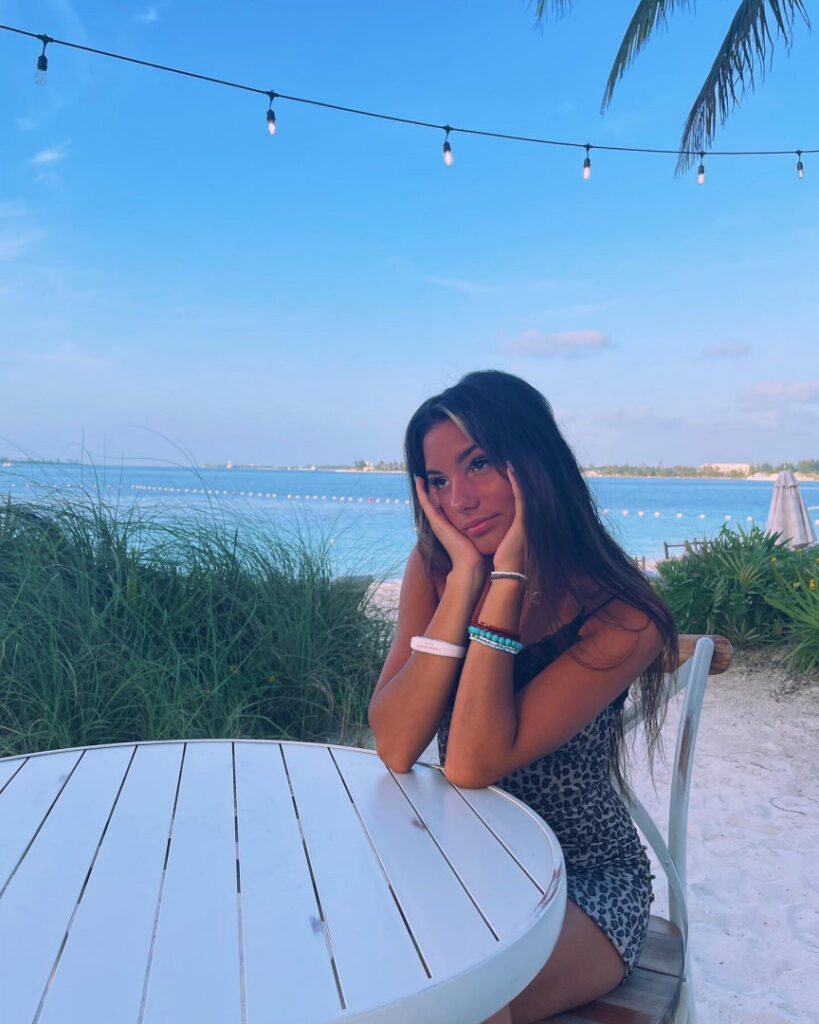 TikTok – Instagram – Katie Pego – Nude