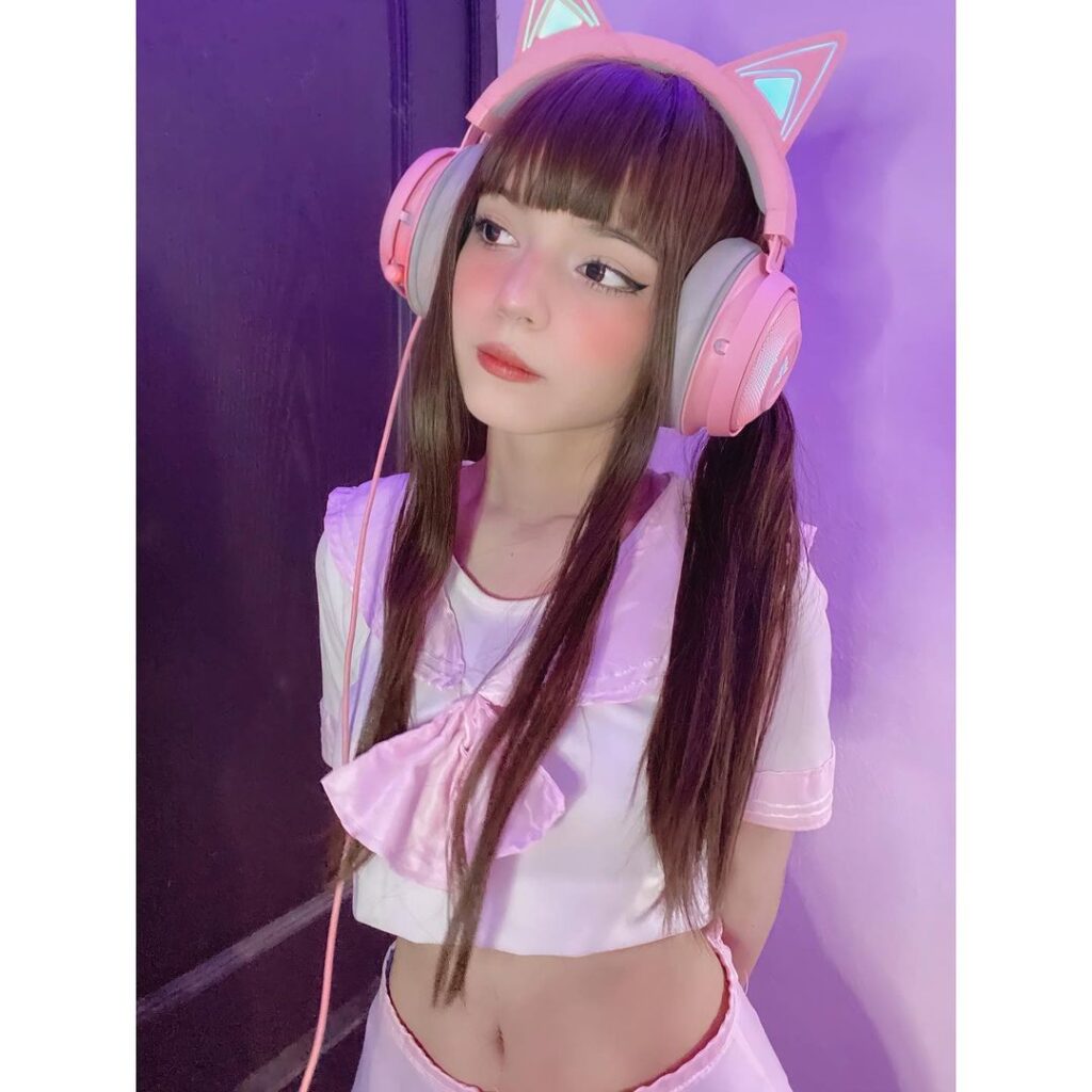 Cosplay – Petite – Kawaiidoll.jpg / Gumi Doll – Nude Leaks