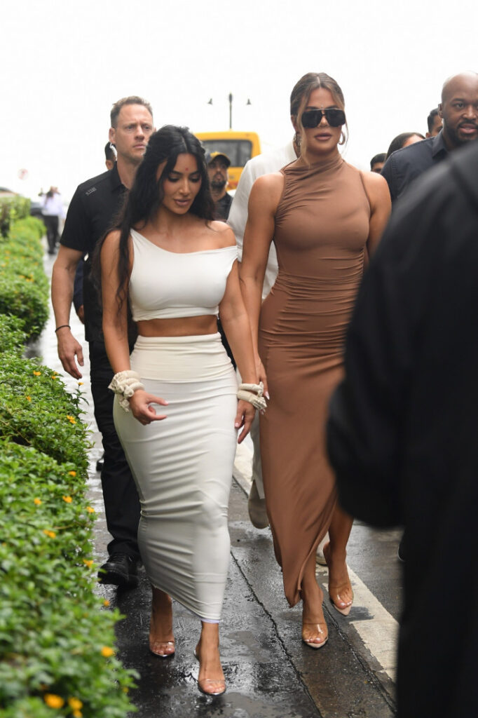 Celeb – T H I C C – MILF – Kim Kardashian – Nude