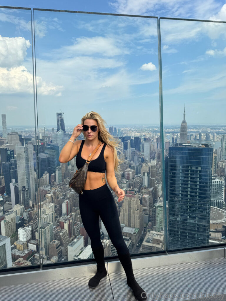 OnlyFans – Kindly Myers – Nude