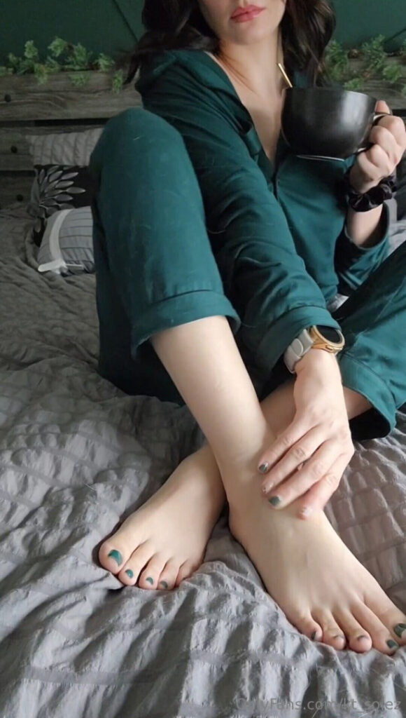 OnlyFans – Feet – kt_solez/Goddess KT – Nude Leaks