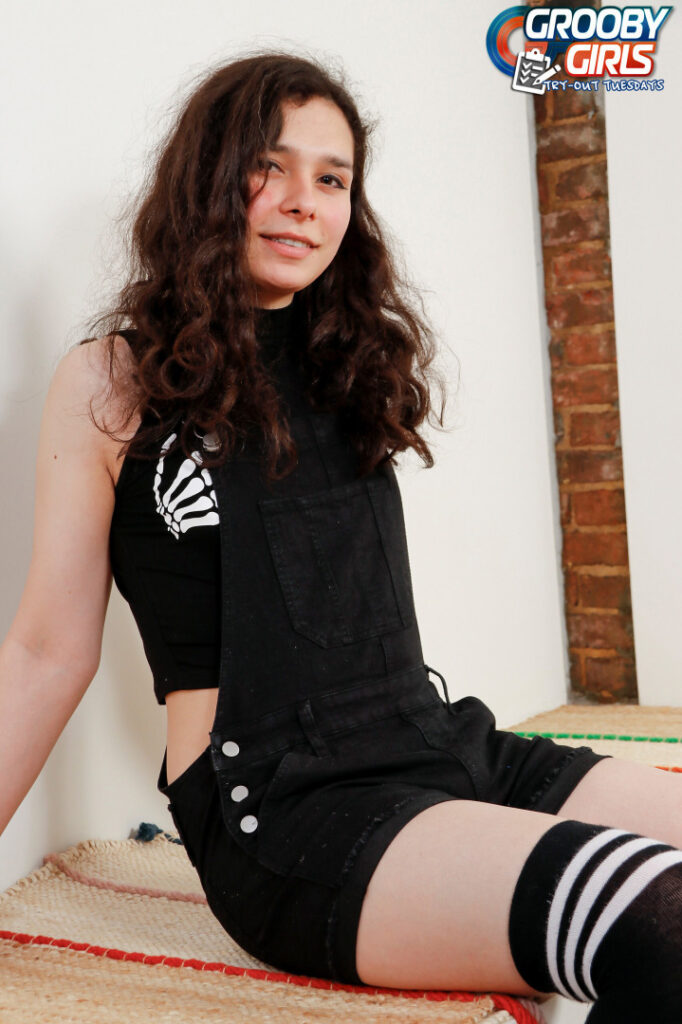 OnlyFans – Trans – Kyra Unknown  kyrakingofnoone – Nude Leaks