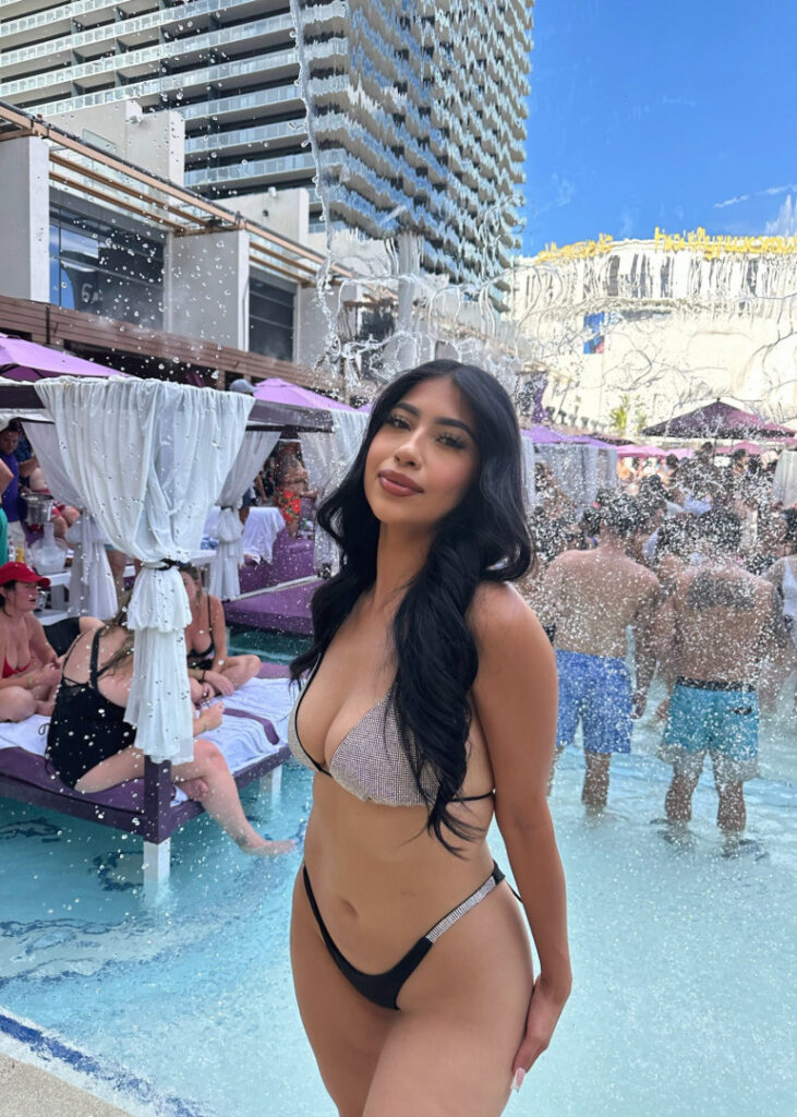 OnlyFans – Lani Milani / Lannii_Milani / u424483909 – Nude Leaks