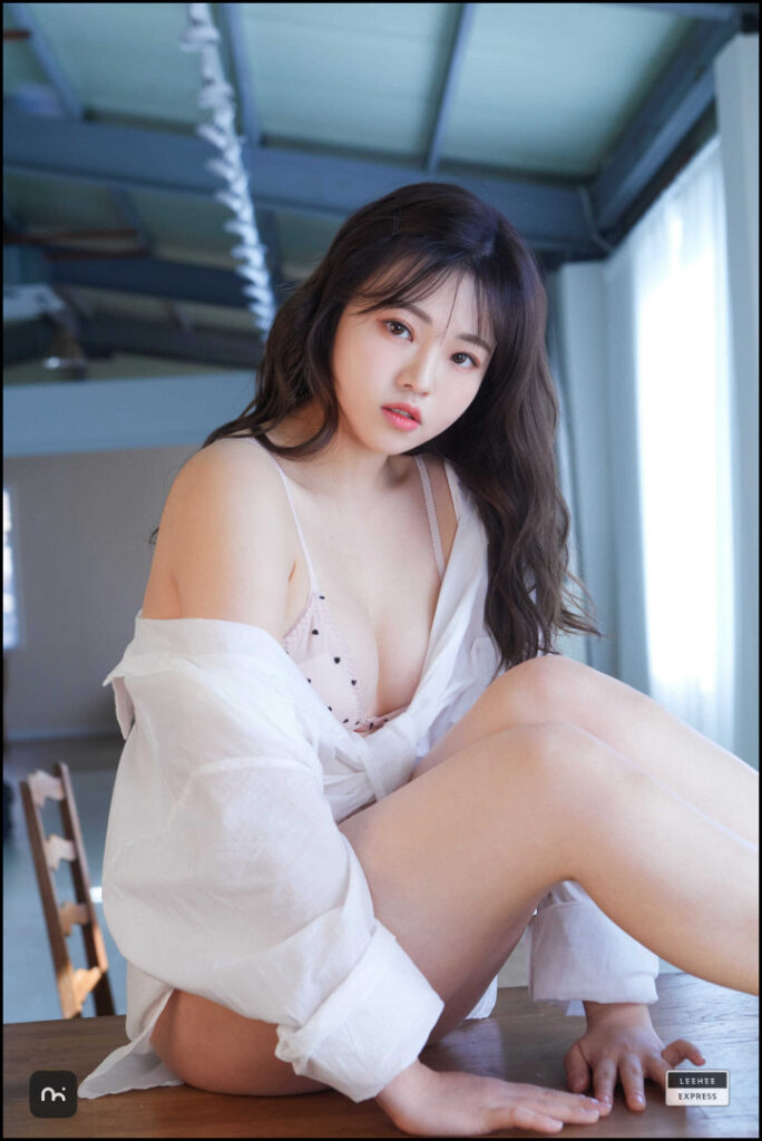 Asian – Korean – Leehee Express – Nude