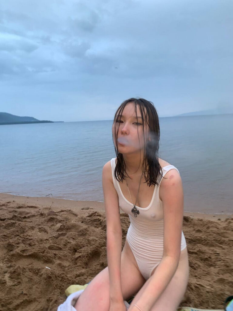 Instagram – Asian – Teen – lek2cb / llsakhiya – Nude Leaks