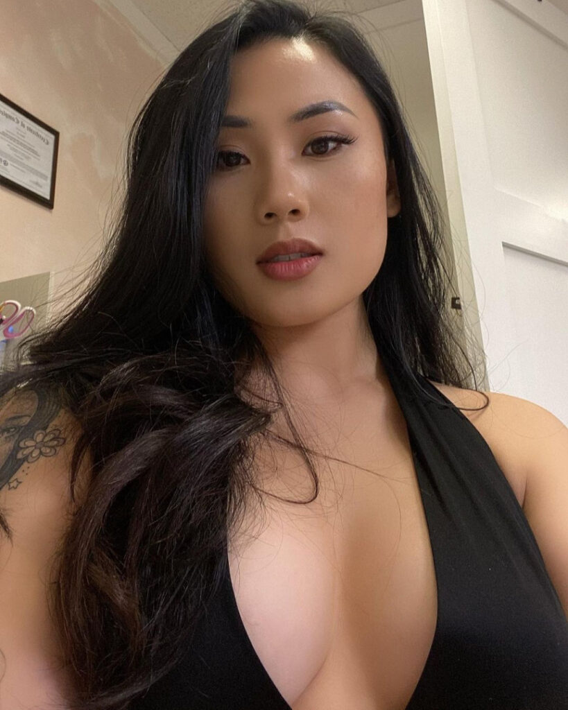 Instagram – Asian – lindaafreckles – Nude