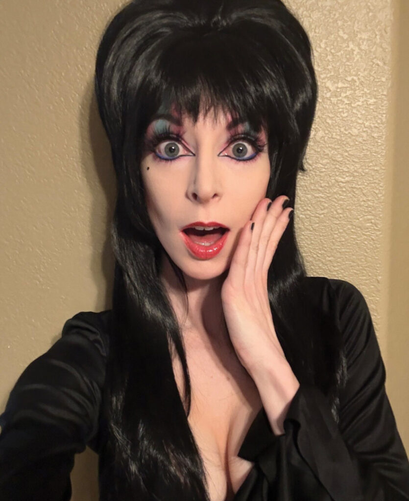 Celeb – Lisa Foiles – Nude