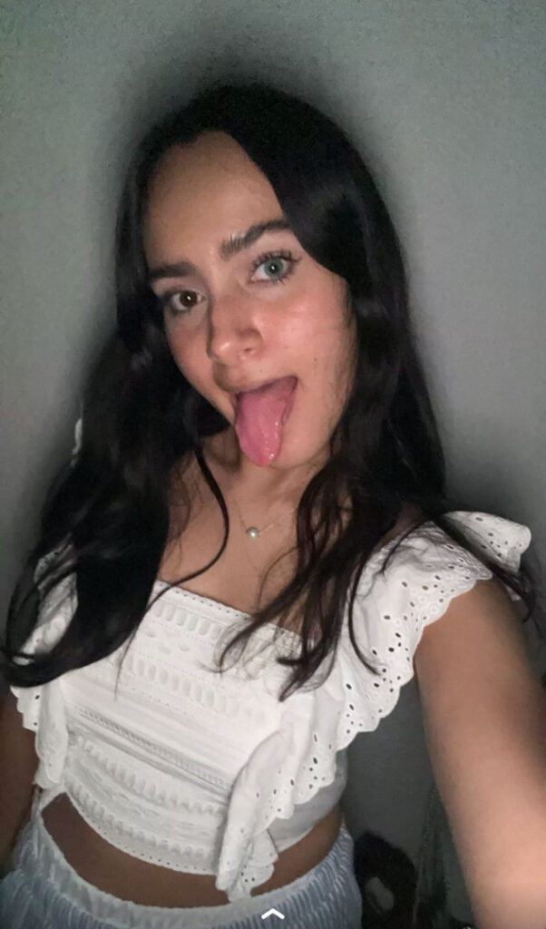 TikTok – Instagram – Snapchat – Lisy Cardenas – Nude Leaks